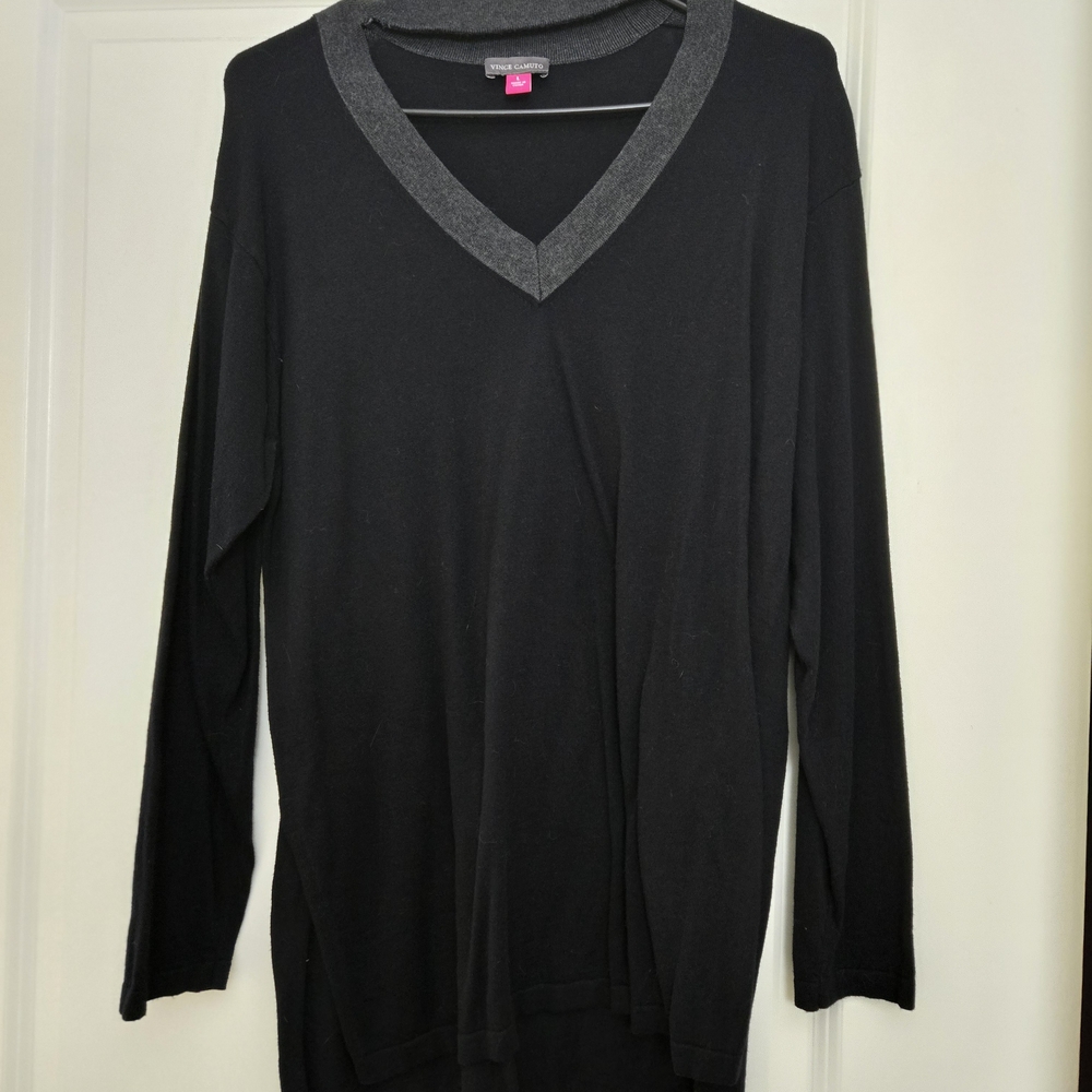 Vince Camuto V-Neck Sweater Black and Gray